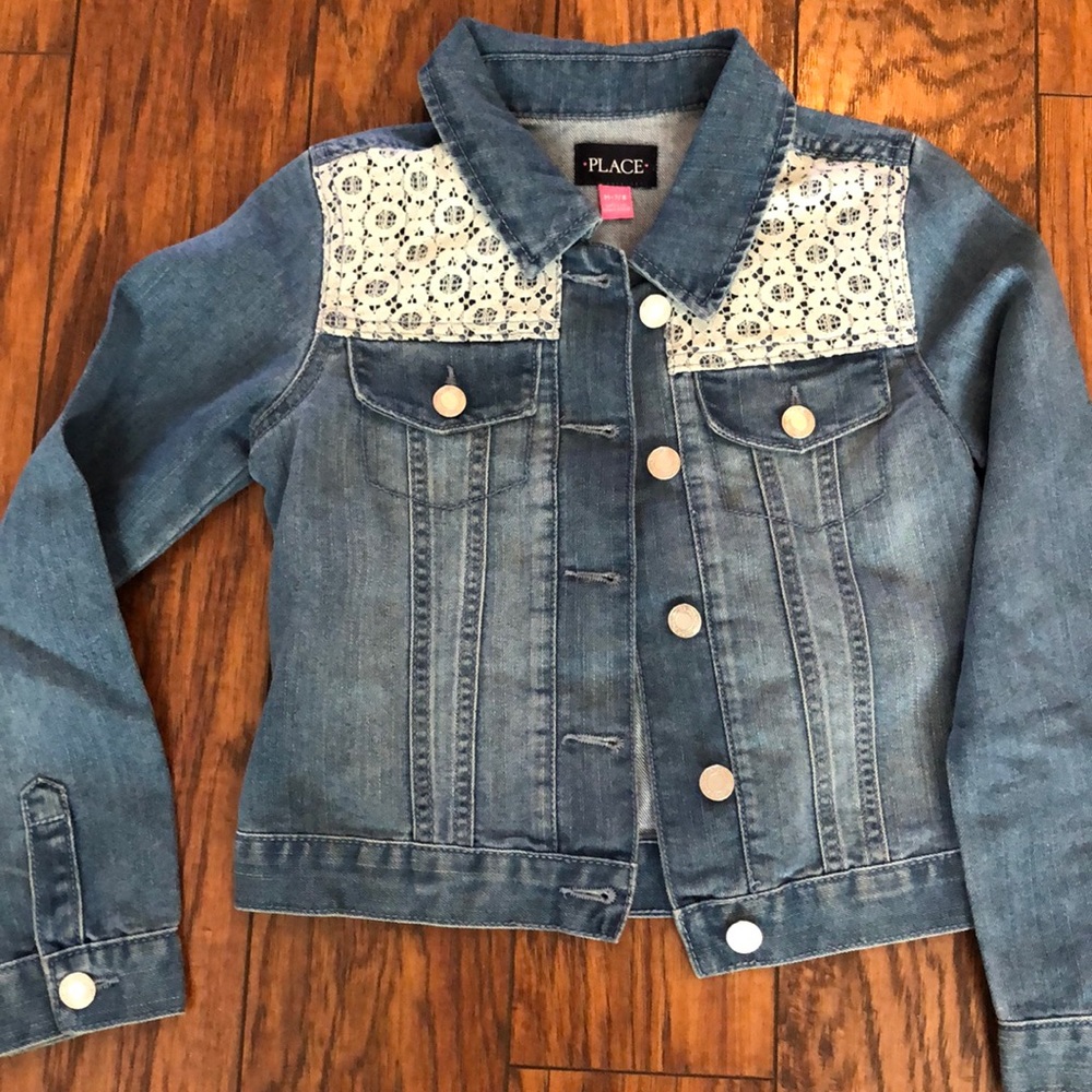 Jean jacket with Lace
